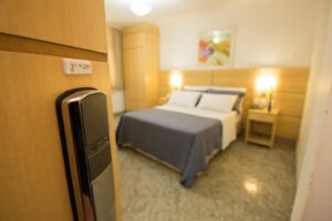 10. Hotel OK - quarto
