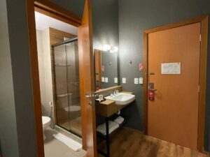 Hotel 10 Joinville - Joinville - banheiro