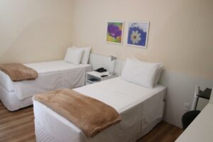 9. Hotel Acalanto - quarto