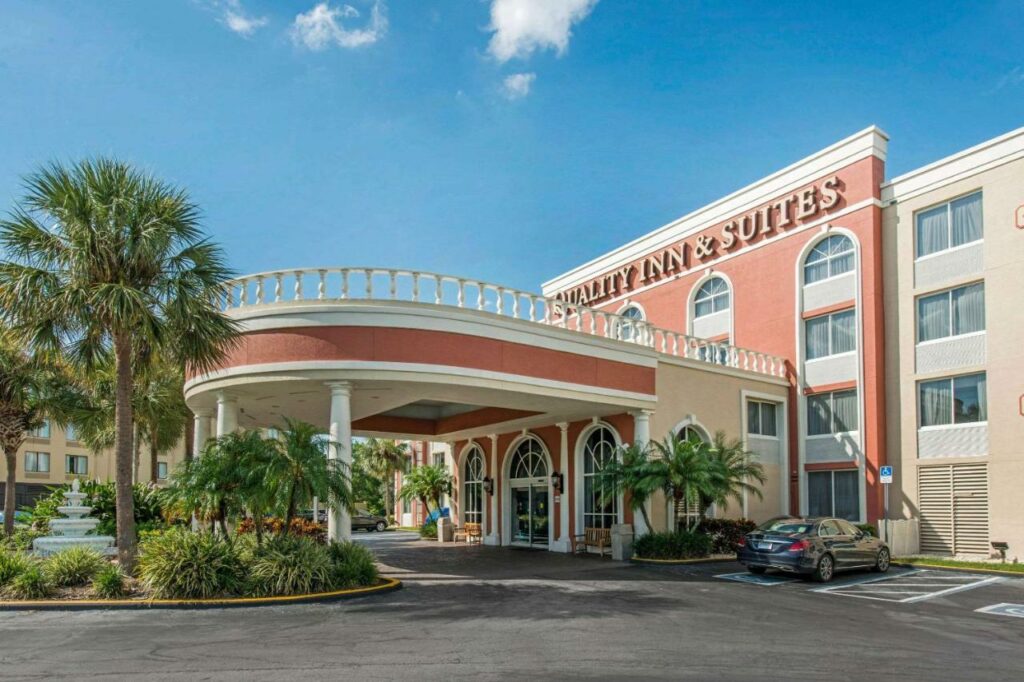 12. Quality Inn & Suites Near the Theme Parks