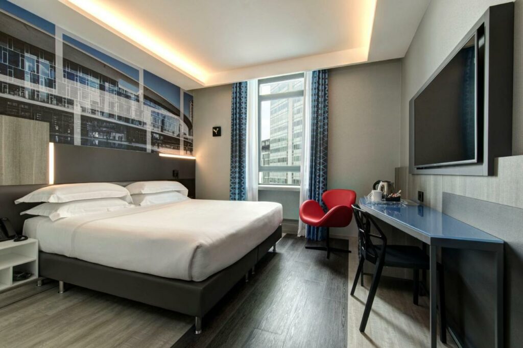 1. iQ Hotel Milano