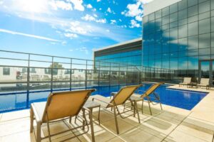 TRYP By Wyndham Ribeirão Preto - Ribeirão Preto, São Paulo - piscina